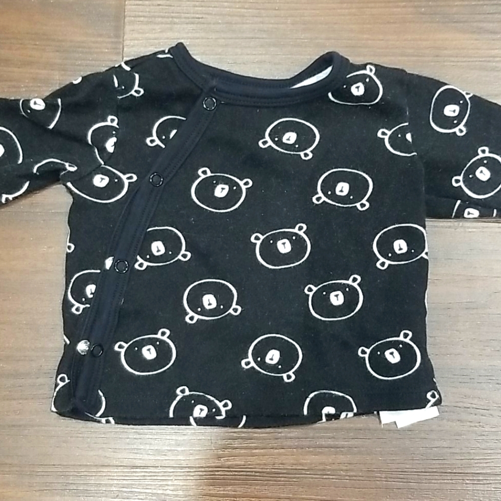 4/$15 Black Bear Top